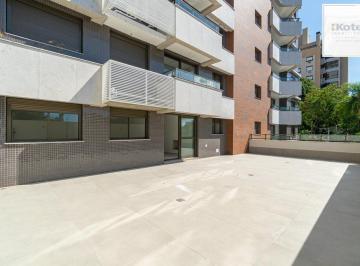 2246539.jpg · Apartamento à venda - em Mont Serrat