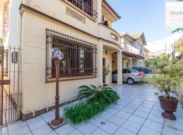 Casa · 160m² · 3 Quartos · 2 Vagas · Casa à venda - em Azenha