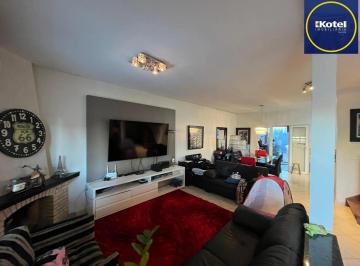 Casa · 124m² · 3 Quartos · 1 Vaga · Casa com 3 dormitórios no Lagos de Nova Ipanema!