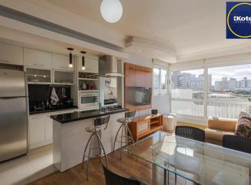 Apartamento · 61m² · 2 Quartos · 1 Vaga · Apartamento de 2 quartos, suíte e 1 vaga garagem bairro Azenha em Porto Alegre