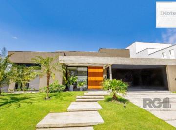 Casa · 380m² · 3 Quartos · 3 Vagas · Casa térrea com piscina, no Condominio Terra Ville com 380,27m2 e 3 suites.