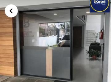 Comercial · 31m² · Sala Comercial a venda no bairro Menino Deus com 30 m² por:R$ 180.000,00