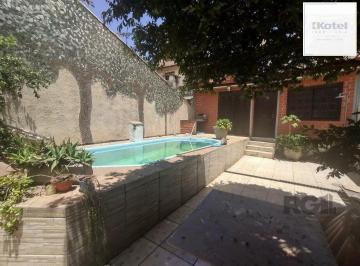 Casa · 246m² · 4 Quartos · 4 Vagas · Casa 4 dormitórios, Bairro Cavalhada.