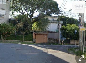 Terreno · 300m² · Terreno 10m×30m próximo ao Iguatemi