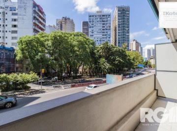 Apartamento · 39m² · 1 Quarto · Studio localizado no Centro Histórico de Porto Alegre, uma das ruas mais charmos