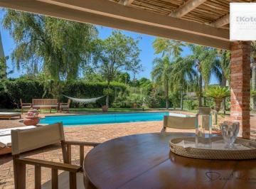 Casa · 418m² · 5 Quartos · 6 Vagas · Casa para Venda - 418m², 5 dormitórios, sendo 1 suites, 6 vagas - Tristeza