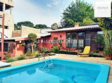 Casa · 212m² · 6 Quartos · 4 Vagas · CASA 6 dormitorios