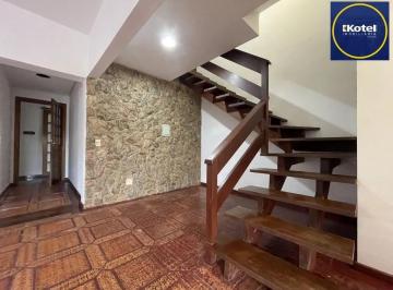 Casa · 486m² · 6 Quartos · 5 Vagas · Casa à venda - em Partenon