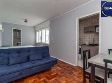 Apartamento · 32m² · Studio mobiliado