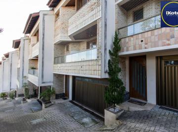 Casa · 232m² · 3 Quartos · 2 Vagas · Casa em condominio