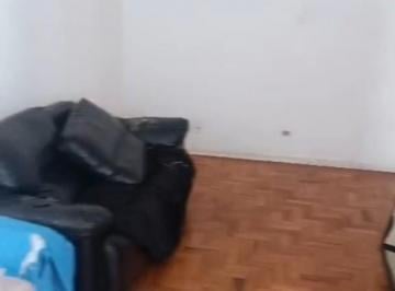 Foto 01 · Apartamento para locação em Santos-SP, no bairro José Menino: 1 quarto, 1 sala, 1 banheiro, garagem 