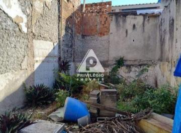 Terreno · 49m² · 1 Vaga · Terreno de vila tombada no Centro do RJ