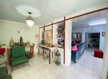 Casa · 177m² · 4 Quartos · Casa à venda em Várzea Grande com 4 quartos sendo 1 suíte