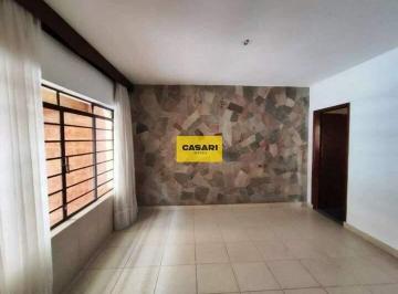 Casa · 148m² · 2 Quartos · 2 Vagas · Casa com 2 dormitórios e amplo quintal à venda ou aluguel no Centro de São Bernardo do Campo