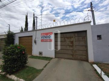 Casa · 80m² · 3 Quartos · 2 Vagas · Casa 3 Dormitórios, 1 Suíte, 2 Vagas e com 80M² - Vila São Sebastião