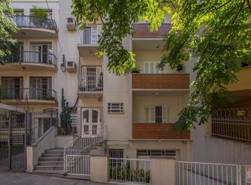 Apartamento · 70m² · 2 Quartos · Apartamento 02 dormitórios próximo ao hospital Moinhos