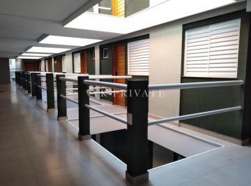 Comercial · 560m² · 2 Vagas · Edifício monousuário Com 33 Studios 2 2 lojas para venda em Bela Vista, 560m²