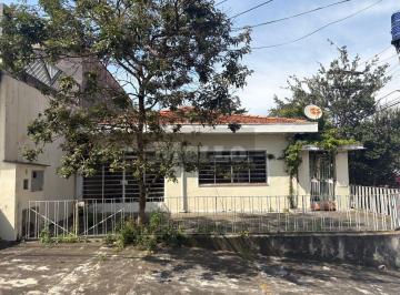 Casa · 202m² · 2 Quartos · 2 Vagas · CASA TÉRREA 240M NO PLANALTO PAULISTA