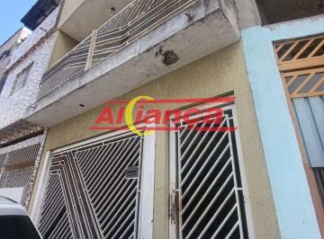 Casa · 215m² · 3 Quartos · 2 Vagas · Sobrado 215m², com 3 quartos para locação -Pimentas