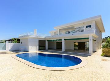 Casa · 1000m² · 5 Quartos · A cabeça diz localização. O corpo já sentou na varanda