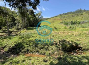 Rural · 6ha · 2 Quartos · Sítio em Meio a Natureza com Lagoa, Riachos e Terreno de 64.000m² (6.4 Hectares) à venda em Tijucas/