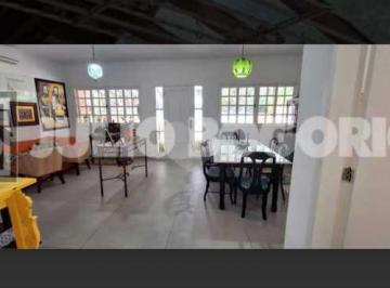 Casa · 148m² · 3 Quartos · 2 Vagas · Casa em Condomínio :  / Residencial / Badu