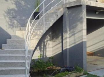 202504081616107987.jpg · Casa para Venda em São Paulo, Vila Laís, 4 dormitórios, 2 suítes, 3 banheiros, 4 vagas