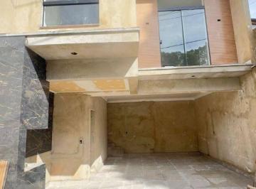 c3f51432a3bf98352c0589c45f28c60433fa8908 · Casa com 3 Quartos à venda no Bairro Vila Hortência, em Sorocaba-SP