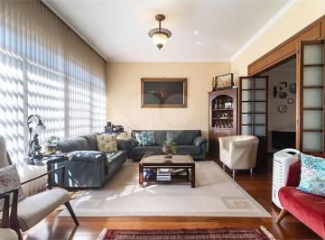 Casa · 230m² · 3 Quartos · 2 Vagas · Sobrado com 3 quartos à venda em Pacaembu - SP