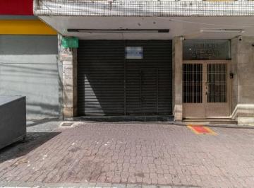 Comercial · 300m² · Loja na Rua São Joaquim, N. 590 • 300 m²