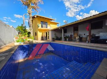 Casa de 6 quartos, Águas Claras · CASA CONDOMÍNIO PARA VENDA 06 QUARTOS EM ARNIQUEIRAS SHA CONJUNTO 04 CHÁCARA 54