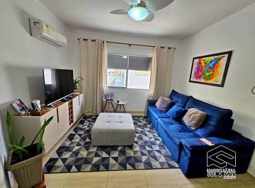 Apartamento · 65m² · 2 Quartos · 1 Vaga · LINDO APARTAMENTO A 400MTS DO MAR, PRÉDIO TODO REPAGINADO!