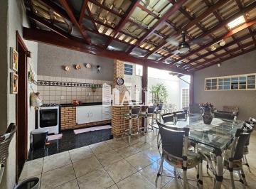 Casa · 218m² · 4 Quartos · 3 Vagas · Casa, Boa Vista, São José do Rio Preto