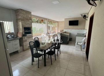 Casa · 210m² · 3 Quartos · 4 Vagas · Casa, Vila Toninho, São José do Rio Preto