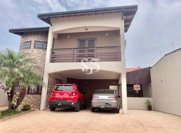 Foto 01 · Casa à venda no Jardim Santa Lúcia, Campinas-SP. 3 quartos, suíte com closet e hidromassagem, churra