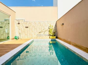 Casa de 3 quartos, Indaiatuba · Sobrado com 3 Dormitórios, sendo 1 Suíte, Piscina Aquecida e Cascata, Indaiatuba