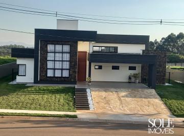 Casa · 340m² · 3 Quartos · 4 Vagas · Terra Caxambu - Casa térrea com 340 m² em terreno plano de 1.000 m² próxima à portaria