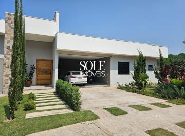 Casa · 394m² · 4 Quartos · 2 Vagas · Terra Caxambu - Casa com vista para área verde preservada no Condomínio Terra Caxambu, em Jundiaí SP