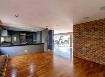 ad74d0023e3cb992f65f2e73d214c8f02d4ec51b · Um apartamento ensolarado e claro na parte tranquila da Vila Madalena! Com 3 suítes, 3 vagas, varand