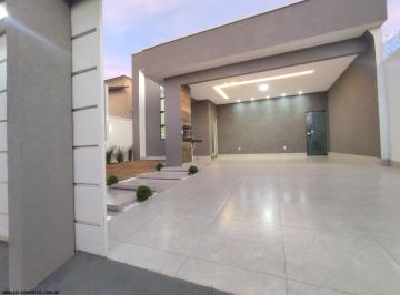 Casa · 200m² · 3 Quartos · 4 Vagas · Casa em Moinho dos Ventos, Goiânia/GO de 200m² 3 quartos à venda por R$ 649.980,00