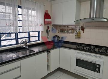 Casa · 72m² · 3 Quartos · Sobrado em Alto Boqueirão, Curitiba/PR de 72m² 3 quartos à venda por R$ 600.000,00