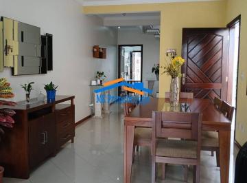 Casa · 200m² · 3 Quartos · 4 Vagas · Casa de Alto Padrão c/ 3 Suítes e 4 Vagas na Vila São Francisco – São Paulo