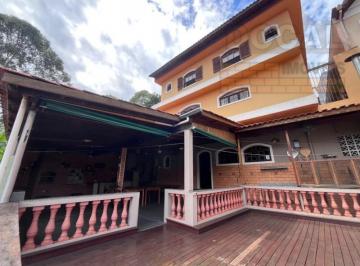 Foto 39 · casa de luxo com 4 suítes no Jardim Mirna, Taboão da Serra-SP: 265m², 3 salas, 5 banheiros, 4 vagas.
