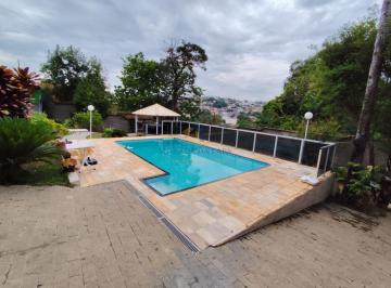 Casa · 200m² · 4 Quartos · 6 Vagas · Sítio a Venda no Bairro Cachoeira