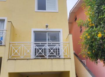 Foto 01 · Casa em Condomínio Fechado