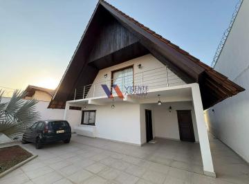 Casa · 280m² · 4 Quartos · 4 Vagas · Casa à venda no bairro Guarujá