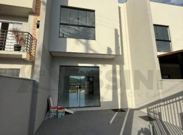 Casa · 145m² · Sobrado Triplex à venda no bairro Dom Joaquim – Brusque/SC