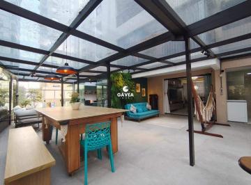 Apartamento · 240m² · 2 Quartos · 2 Vagas · Apartamento à venda no José Menino em Santos.