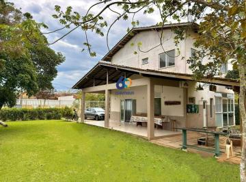 Casa com 4 quartos e 1 suíte na Praia de Setiba em Guarapari/ES · Casa com 4 quartos e 1 suíte na Praia de Setiba em Guarapari/ES
