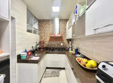 Apartamento · 95m² · 3 Quartos · 2 Vagas · APARTAMENTO AMPLO E REFORMADO | 3 QUARTOS | 2 VAGAS | DONA CLARA